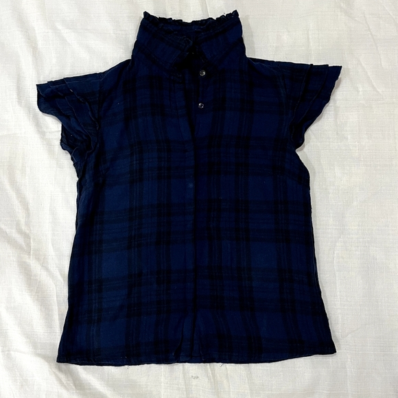 Alibi Tops - Navy blue Flutter sleeve Shirt